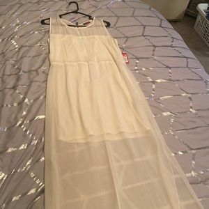 Vince Camuto long dress ivory size L